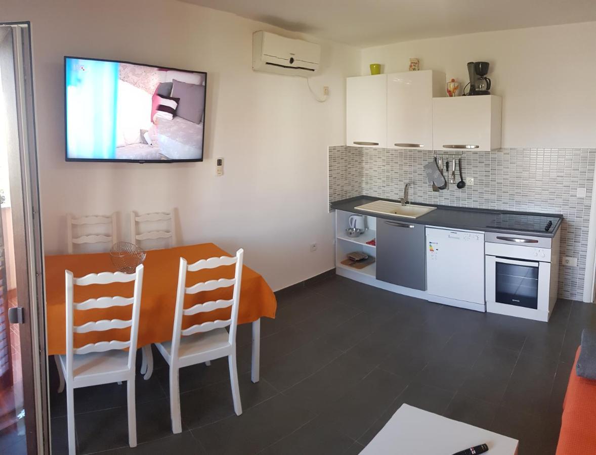 Apartmani Zem, Krk Krk Town Luaran gambar